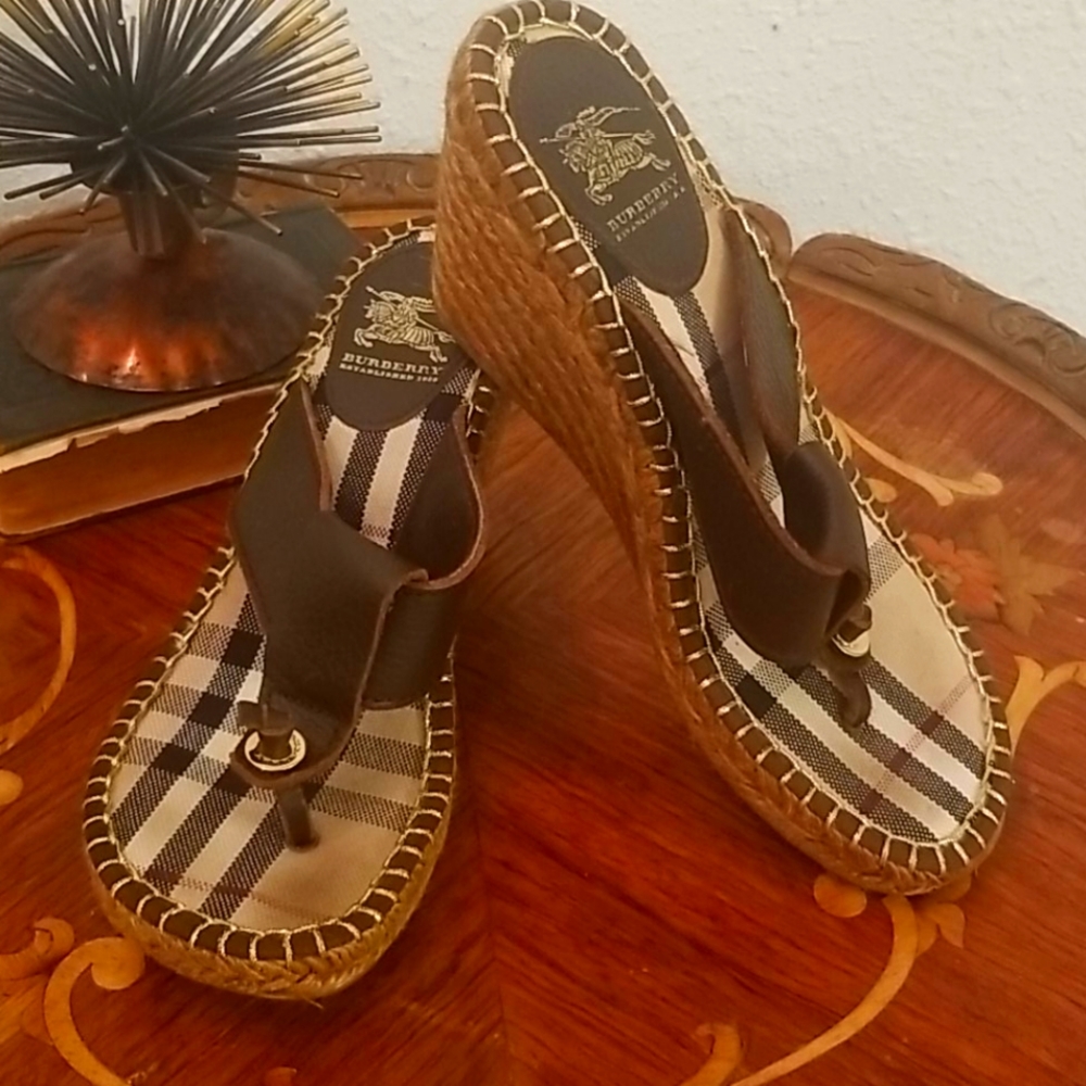 Burberry womens wedges size 37